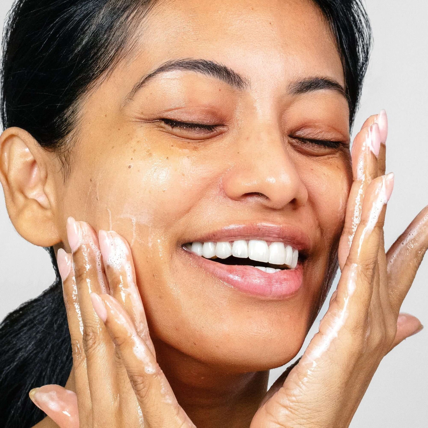 Daily Skinvestment - PÜR Beauty