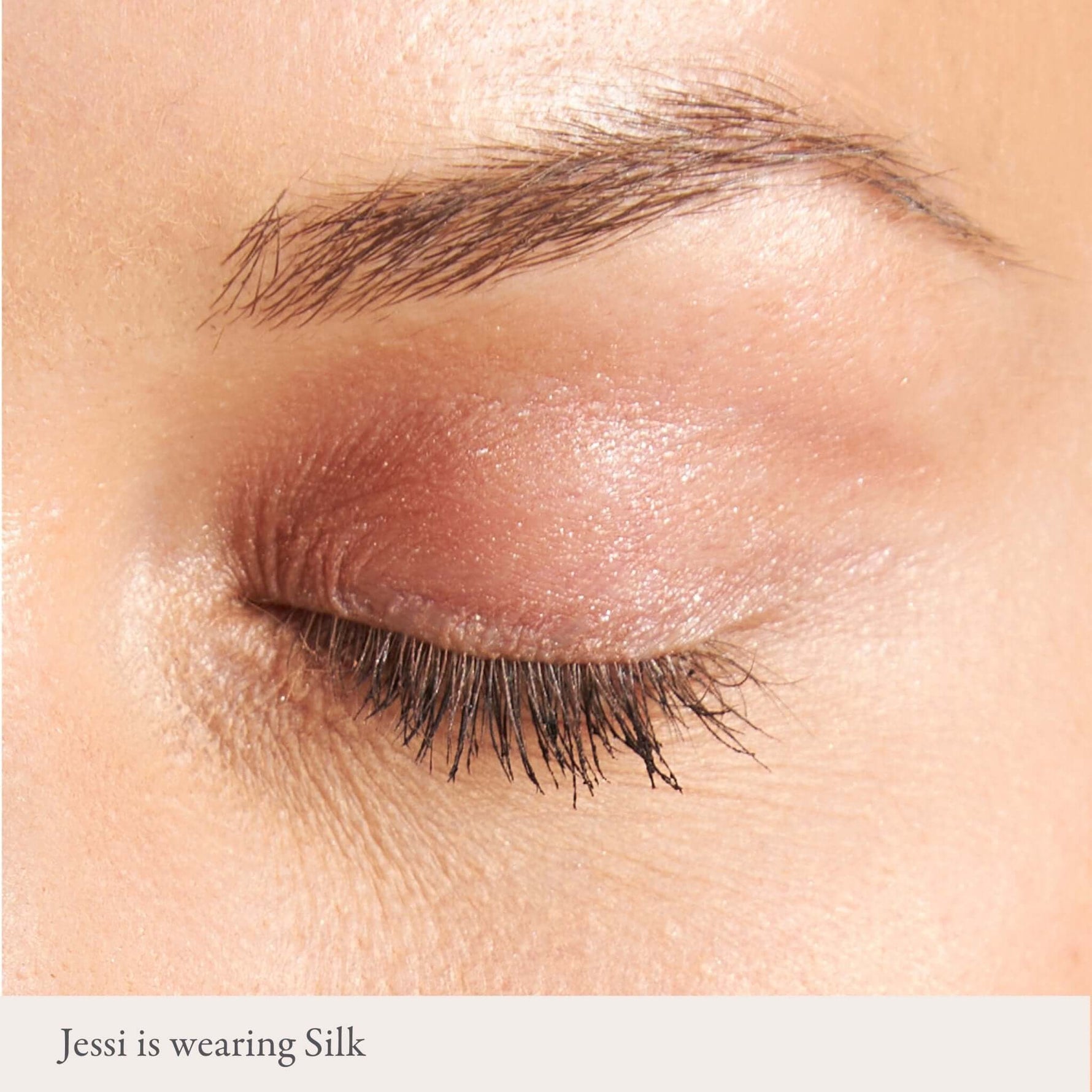 On Point Tint Creamy Eyeshadow & Primer with Peptides - PÜR Beauty 